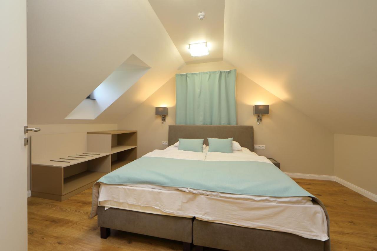 Hotel Blaha Lujza Balatonfured Luaran gambar