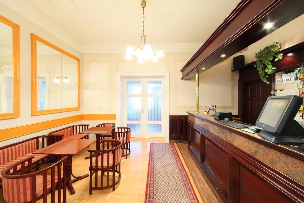 Hotel Blaha Lujza Balatonfured Luaran gambar