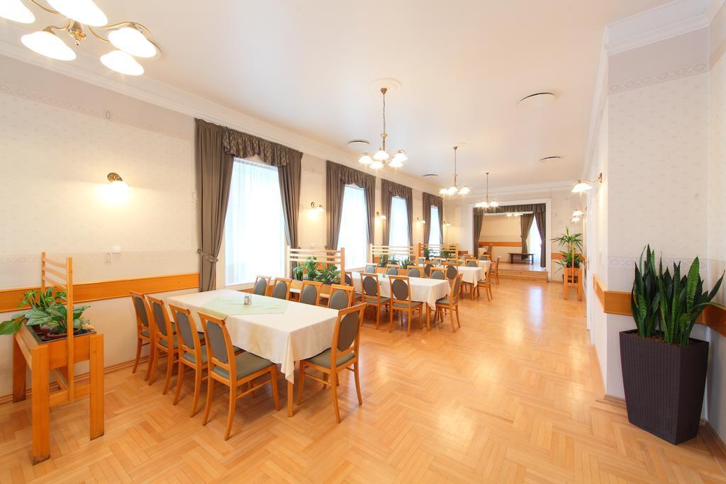 Hotel Blaha Lujza Balatonfured Luaran gambar