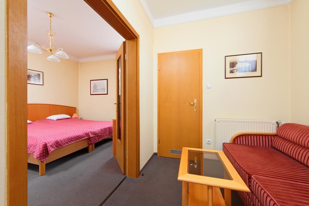 Hotel Blaha Lujza Balatonfured Luaran gambar