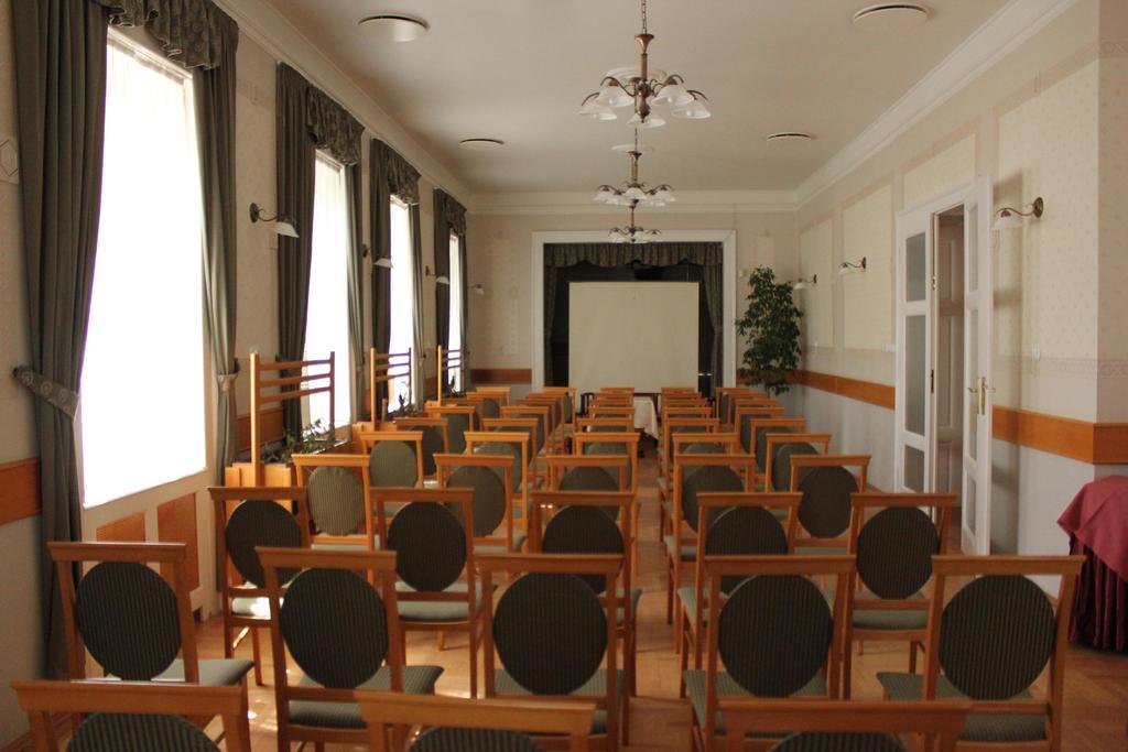 Hotel Blaha Lujza Balatonfured Luaran gambar