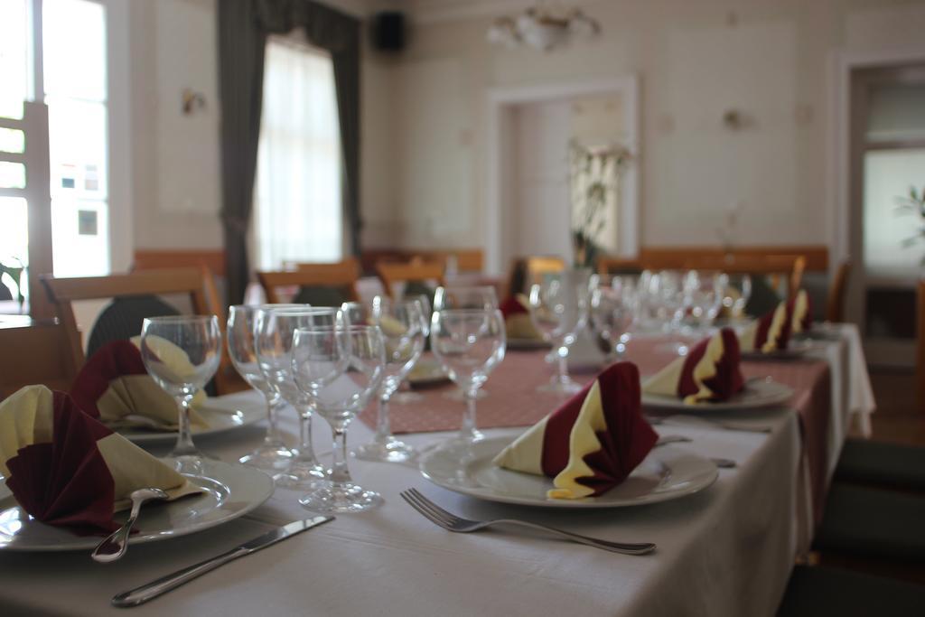 Hotel Blaha Lujza Balatonfured Luaran gambar