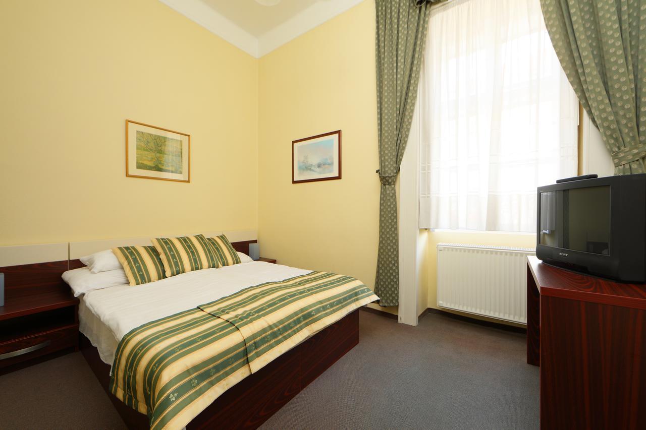 Hotel Blaha Lujza Balatonfured Luaran gambar