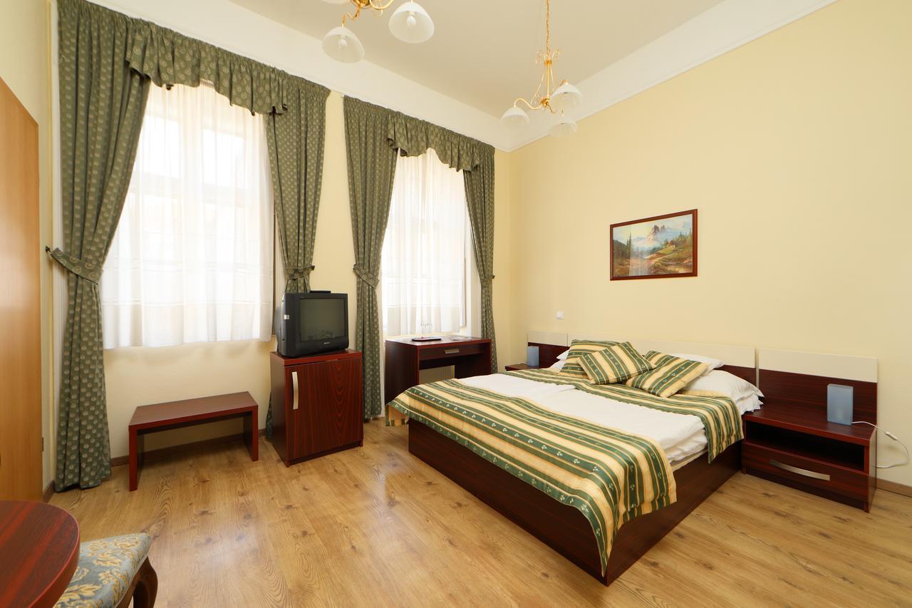 Hotel Blaha Lujza Balatonfured Luaran gambar