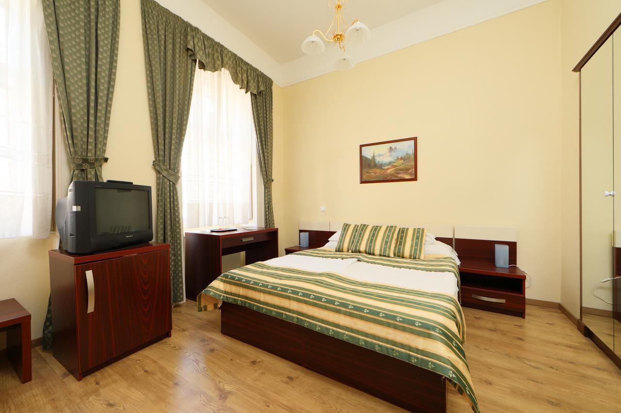 Hotel Blaha Lujza Balatonfured Luaran gambar